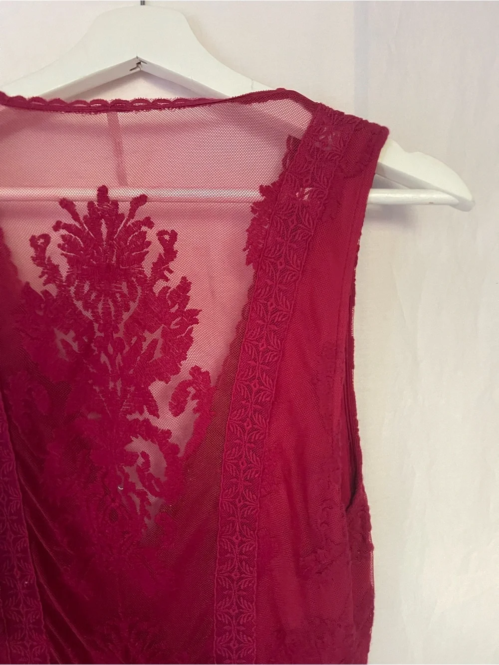 Free People Boho berry Lace Slip Dress V-Neck Mesh Mini Dress Size 6 indie date